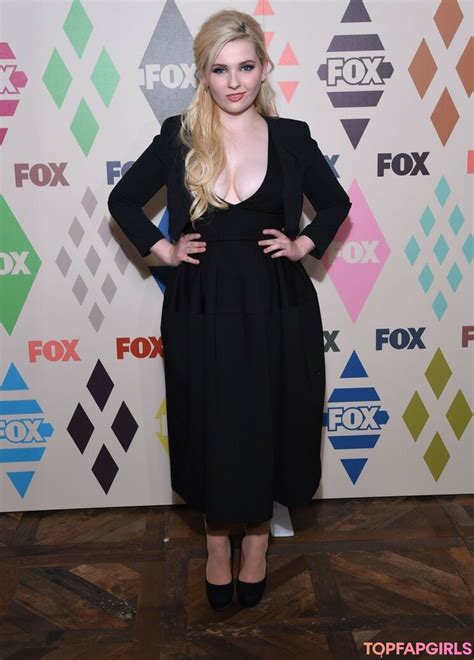 abigail breslin naked|Abigail Breslin nude pictures, onlyfans leaks, playboy photos, sex ...